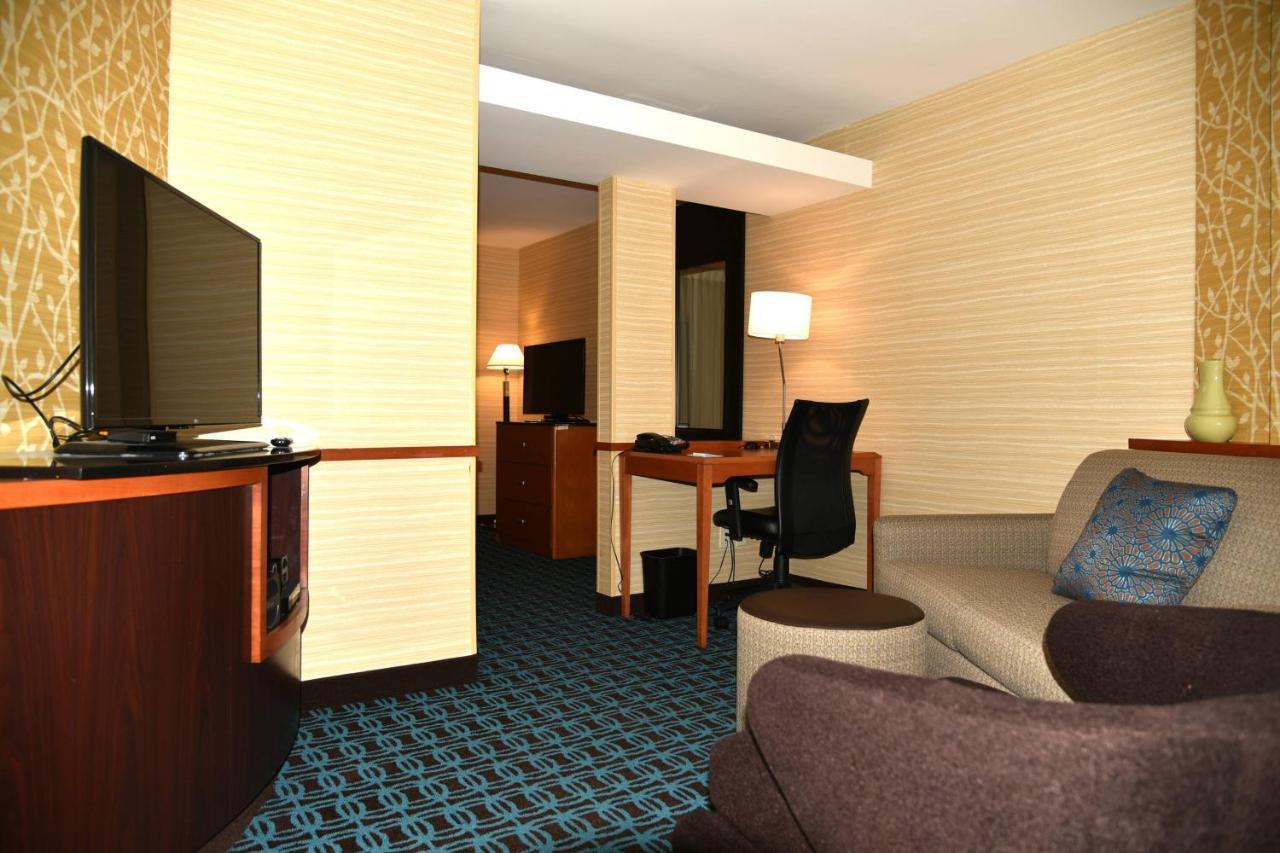 Fairfield Inn Hartford Airport Windsor Locks Exterior foto