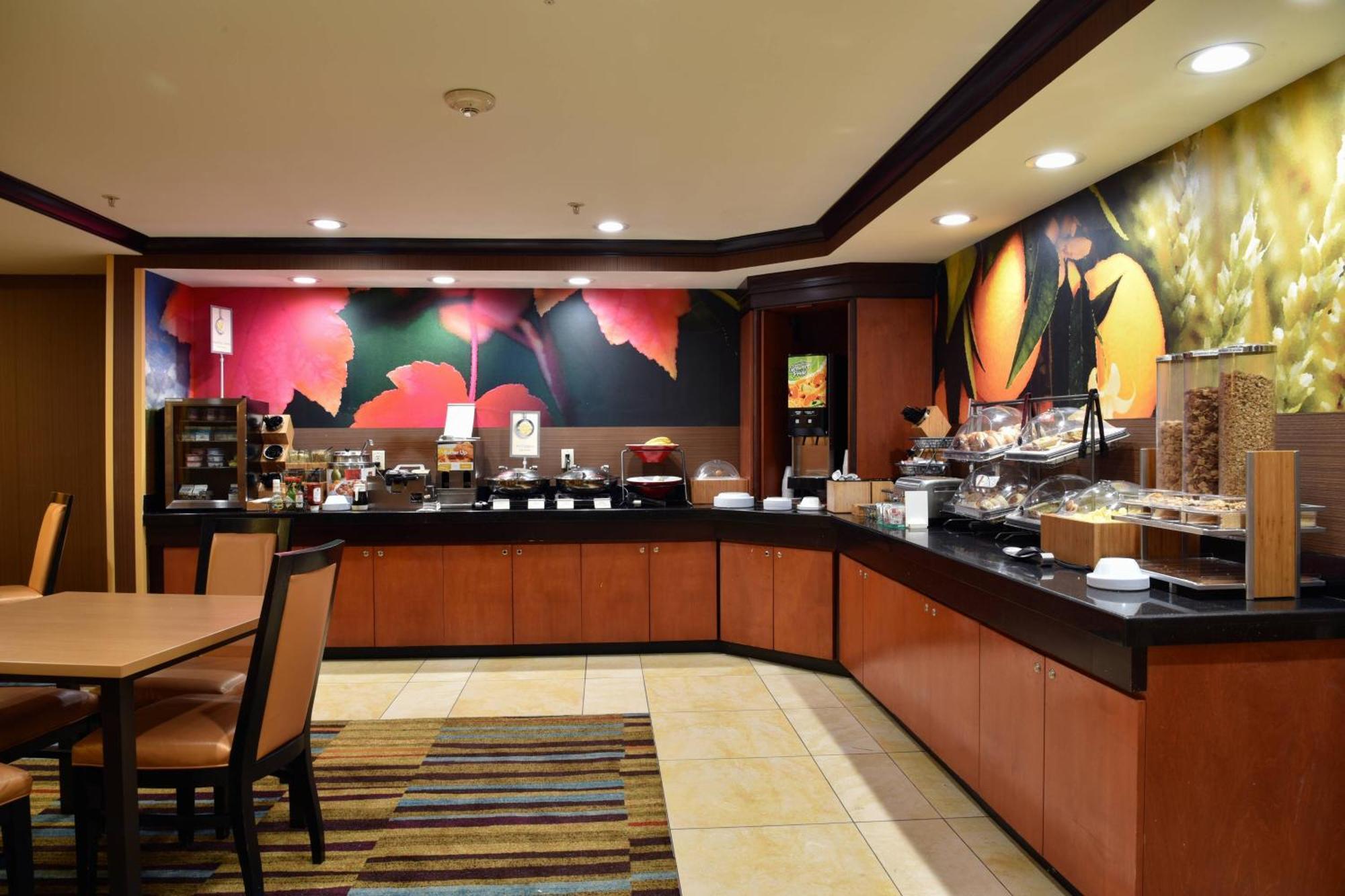 Fairfield Inn Hartford Airport Windsor Locks Exterior foto